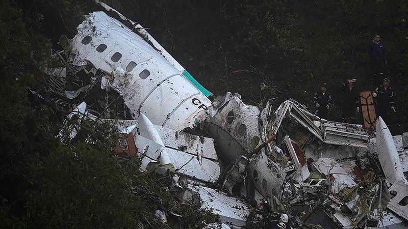 LaMia Flight 2933 carrying Chapecoense soccer team's fatal crash