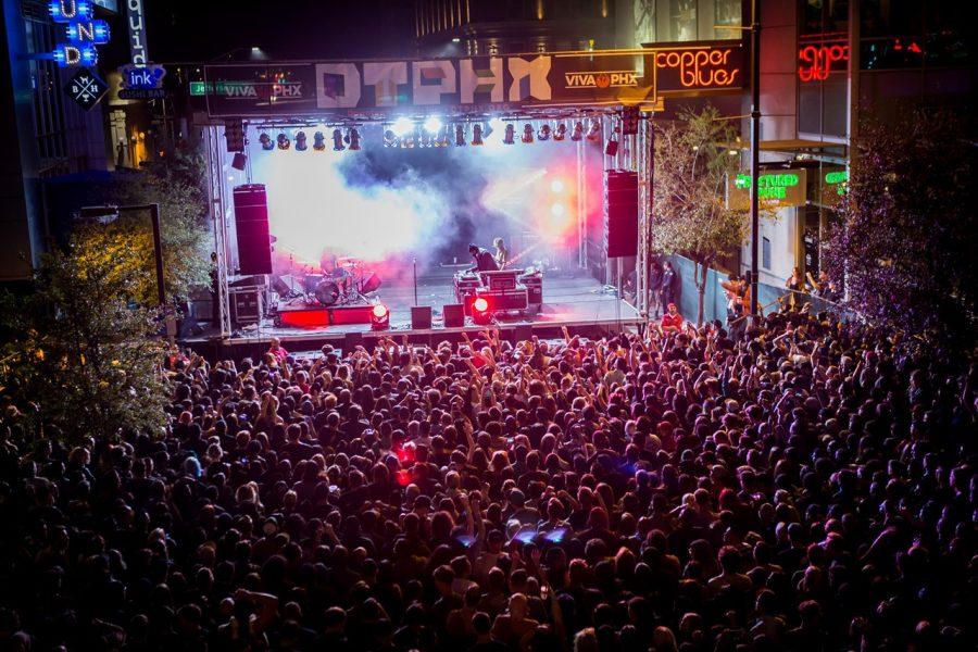 Birds-eye view of a concert in Arizona.