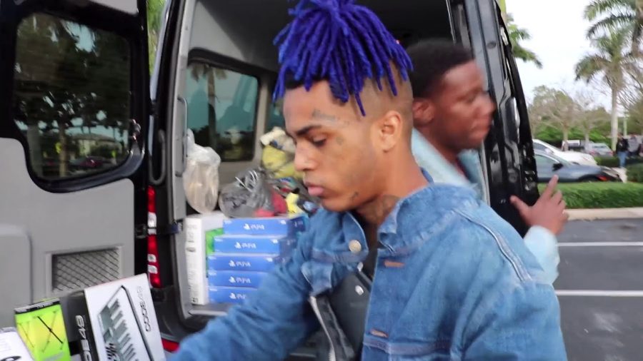 XXXtentacion started the Helping Hand Challenge in a way to give back to the community and everyone that has been supporting him.